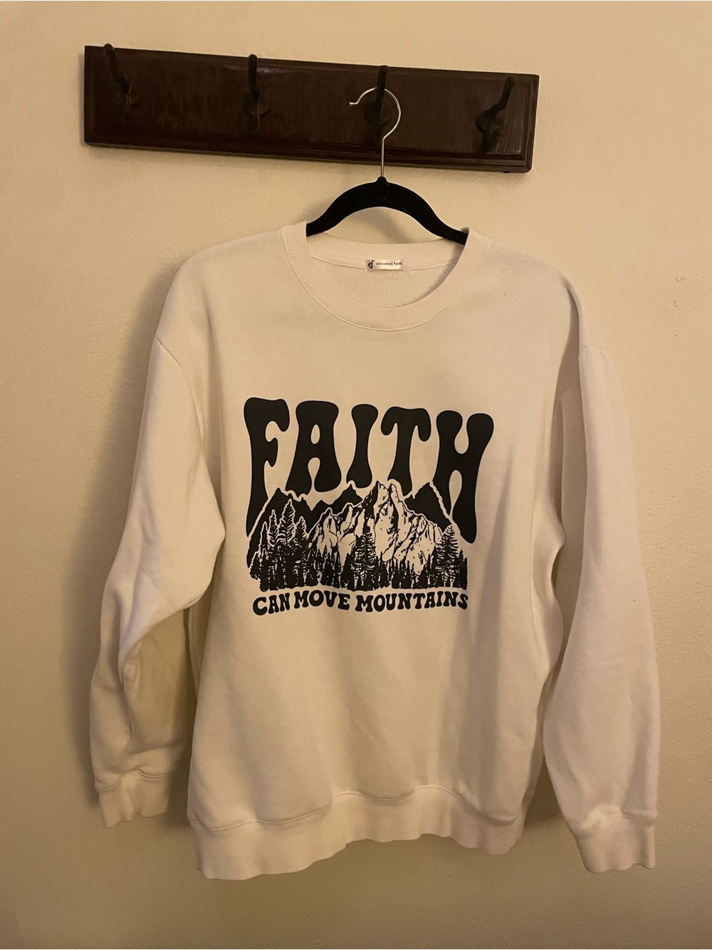 Unbranded Cream 'FAITH Can Move Mountains' Crewneck Sweatshirt
